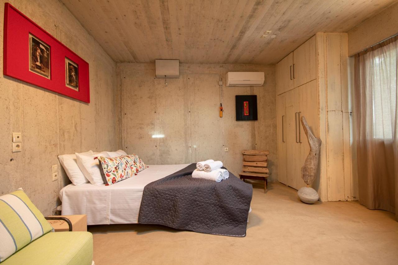 Corfu Tramezzo Designer's House * Bastounion