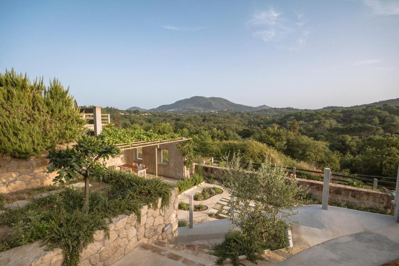Corfu Tramezzo Designer's House Vakantiehuis Bastounion