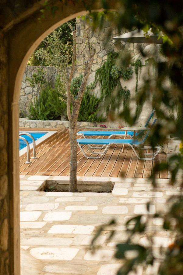 Corfu Tramezzo Designer's House Vakantiehuis Bastounion