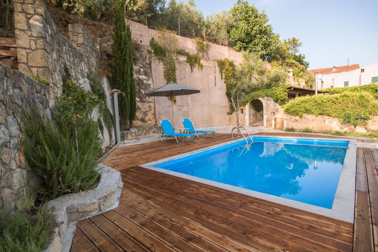 Corfu Tramezzo Designer's House Bastounion
