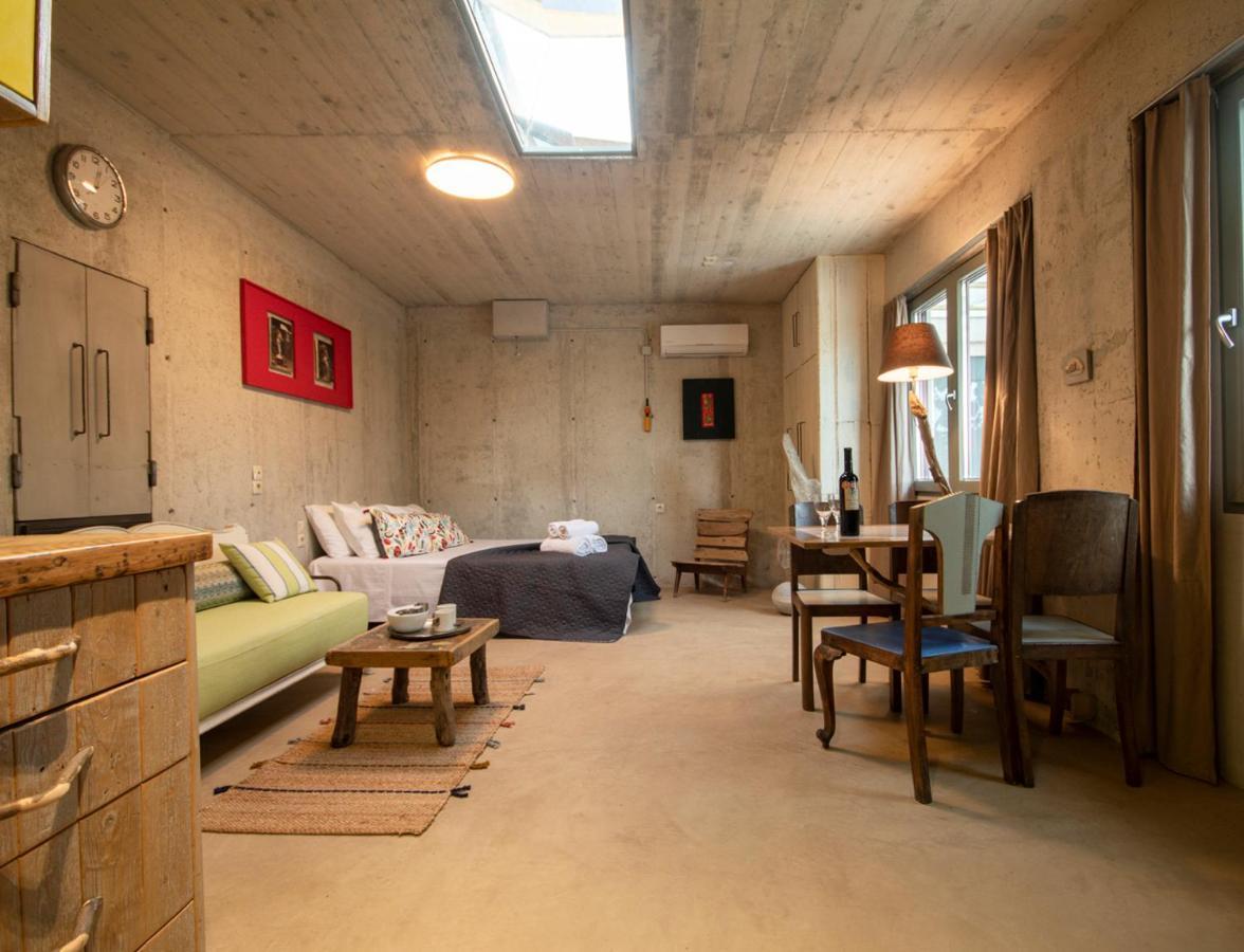 Corfu Tramezzo Designer's House * Bastounion